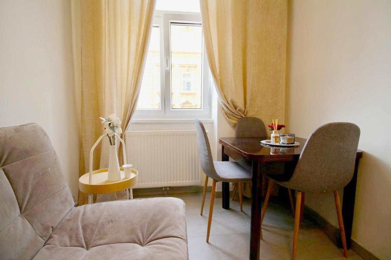 Family Apartment Mz27 Wenen Buitenkant foto