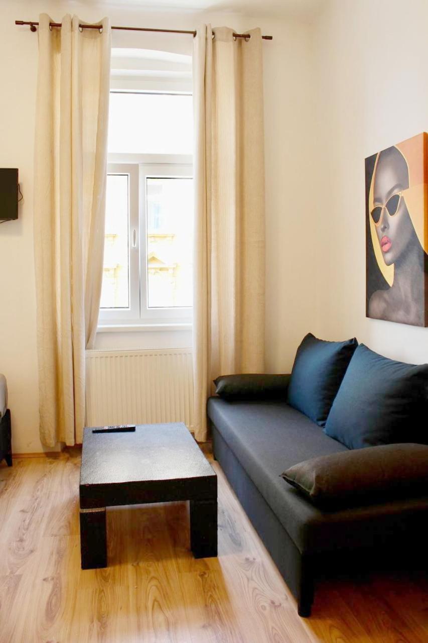 Family Apartment Mz27 Wenen Buitenkant foto